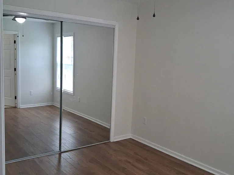 403 N A St — Photo 30