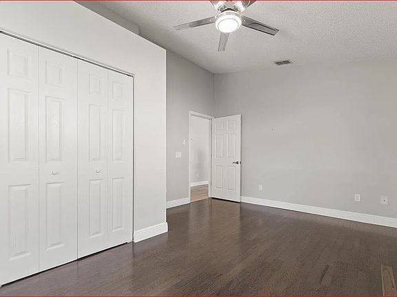 5th image of 224 Sea Woods Dr N