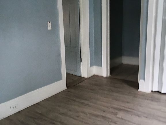 4th image of 211 N 9th St #1