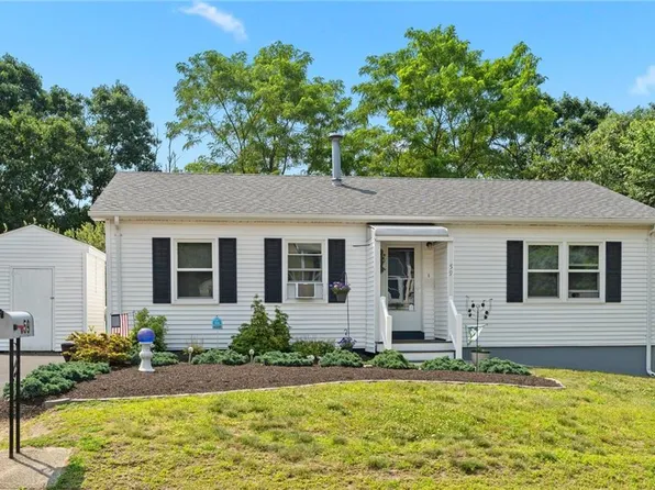 59 Wightman St, West Warwick, RI 02893