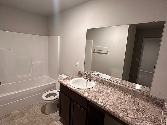 5th image of 3706 S 1st St #1
