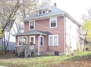 1014 State St, Dekalb, IL 60115