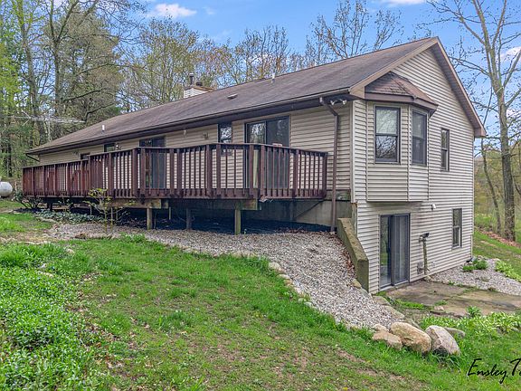 4th image of 9750 Tiffany Creek Dr NE