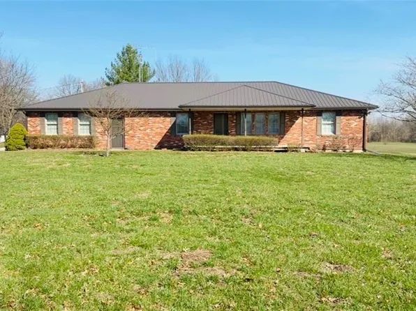 40822 E 116th St, Richmond, MO 64085