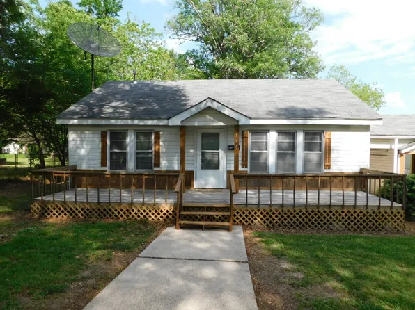 105 2nd St NW, Springhill, LA 71075