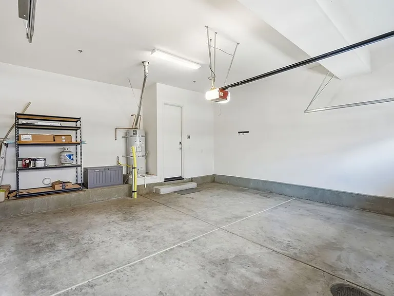 11528 Verona Dr — Photo 12