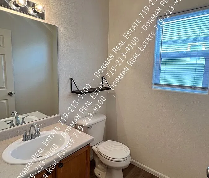 8774 Silver Glen Dr — Photo 16