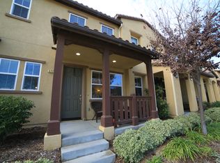 522 Garonne St, Oxnard, CA 93036