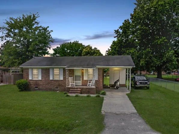 182 Moore St, Allendale, SC 29810