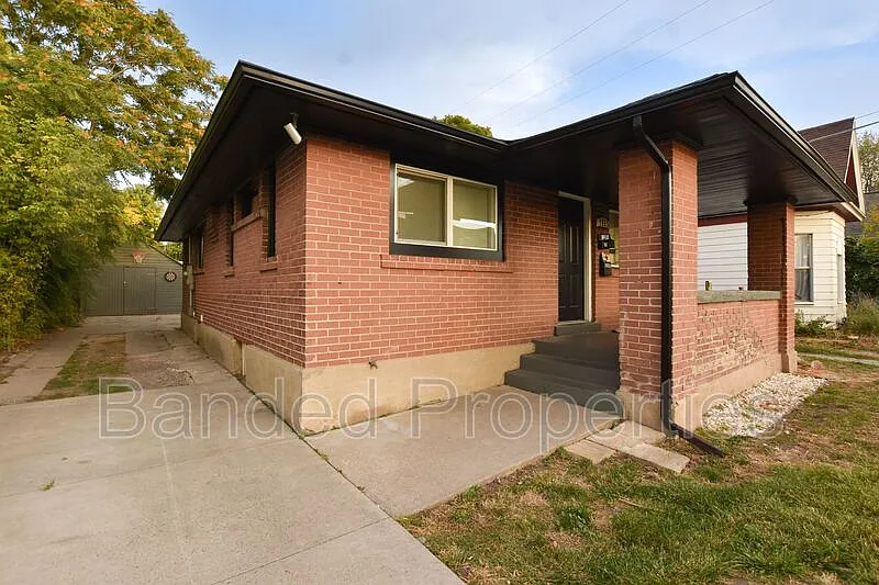 1 bed, 1.0 bath, 400 sqft, $895 — Photo 4