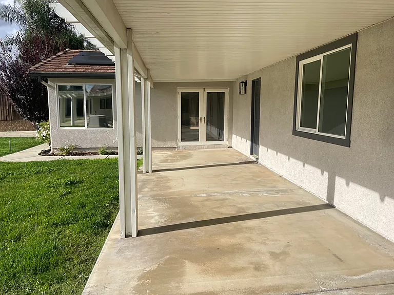 21285 Shoemaker Ln — Photo 12