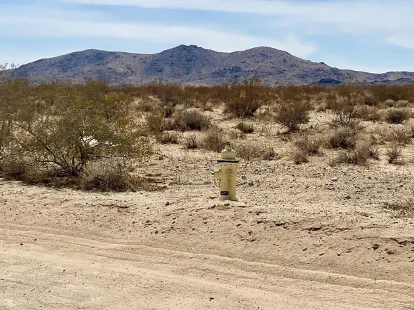 153 Sespe St, Landers, CA 92285