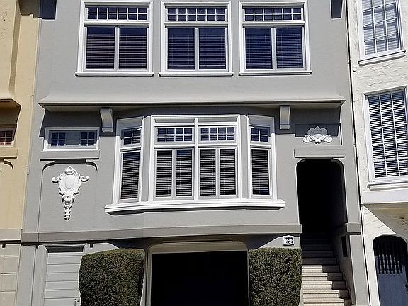 2nd image of 2240 Francisco Street # Top Floor