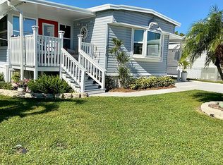 110 E Saint Annes Cir, Apollo Beach, FL 33572