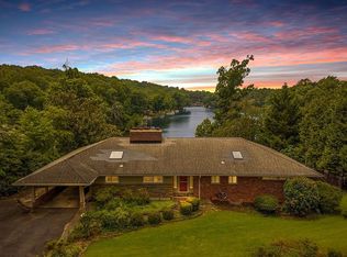 3612 Ridgeway Ter, Falls Church, VA 22044