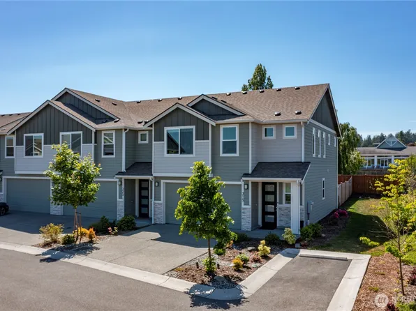 315 SW 315 Ballast Way, Oak Harbor, WA 98277