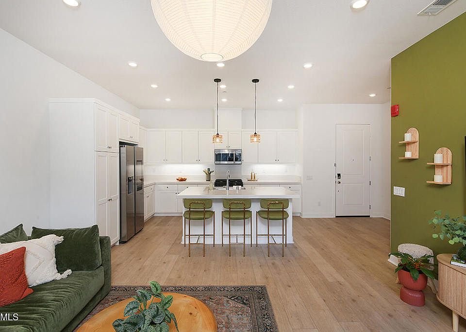 1st image of 27212 Diamond Peak Ln #301