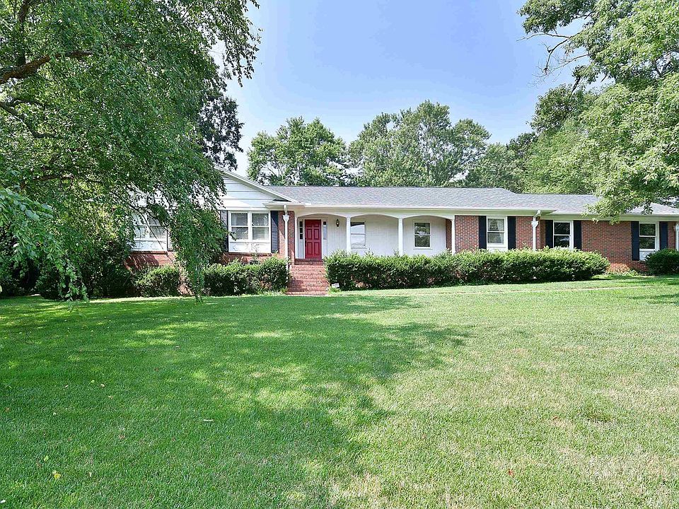 1st image of 16 Cape Charles Dr