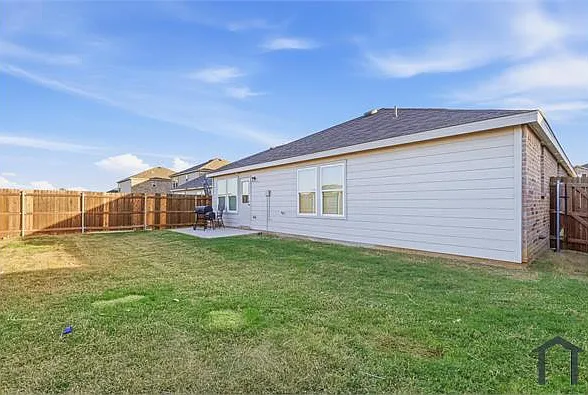 4540 Benham Dr — Photo 18