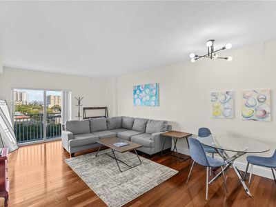 50 Menores Ave APT 522, Coral Gables, FL, 33134