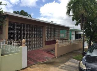 4R11 Calle Playera, Bayamon, PR 00956