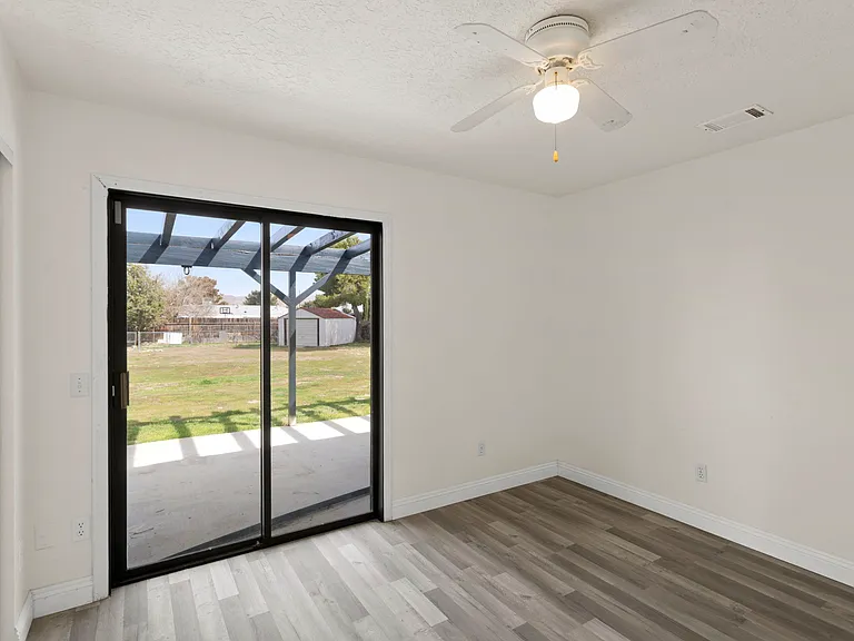 7349 Jenkins Ave — Photo 9