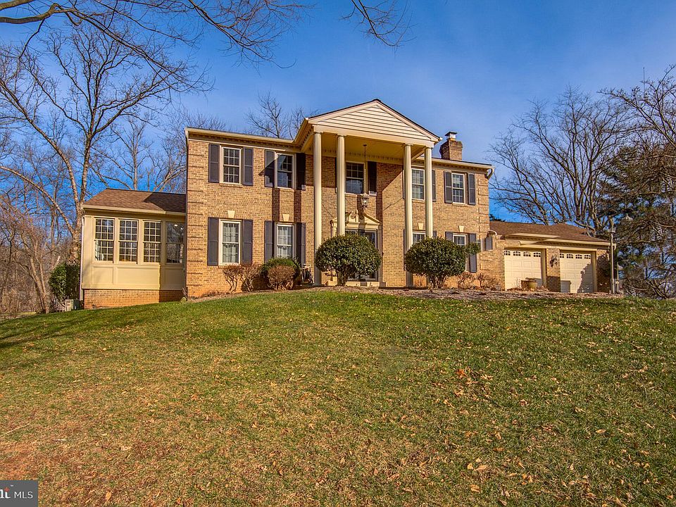 1st image of 11926 Holly Spring Dr