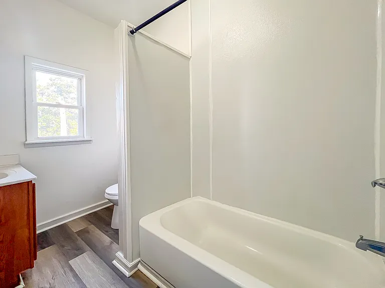 608 Halifax St — Photo 19