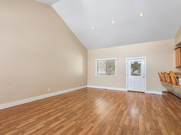 5th image of 1107 Bailey Ave