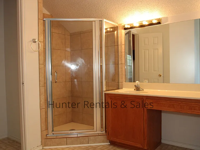 300 Sioux Cir — Photo 15