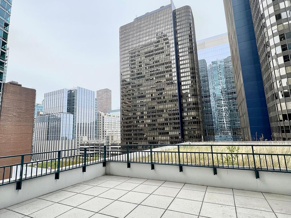 1st image of 416 E Grand Ave #11