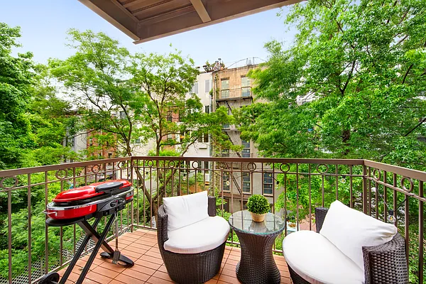 Rented by Brown Harris Stevens | media 11