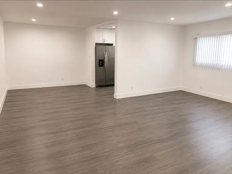 1128 S Holt Ave #4 — Photo 5