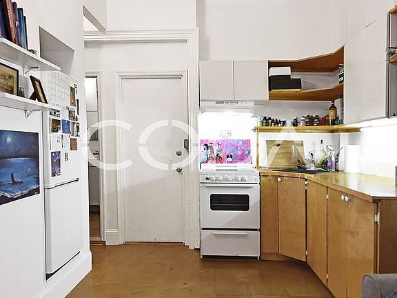 3rd image of 66 George St #A