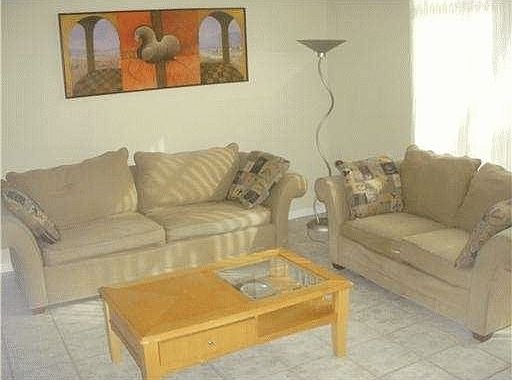 4th image of 2092 Pasa Verde Ln