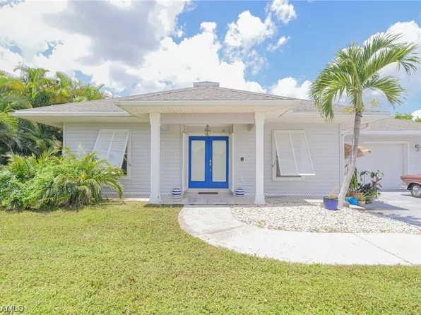 2367 Andros Ave, Fort Myers, FL 33905