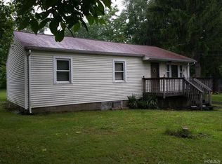 143 McVeigh Rd, New Hampton, NY 10958