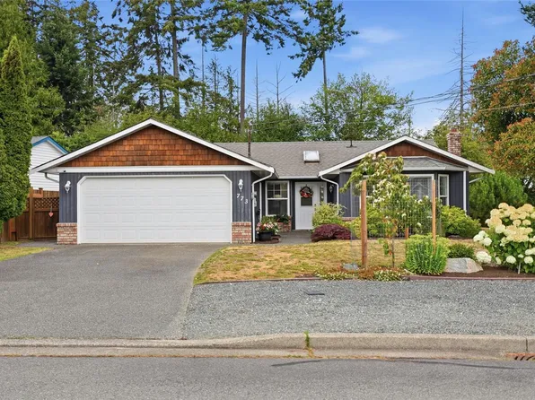 773 Forsyth Ave, Parksville, BC V9P 1E5