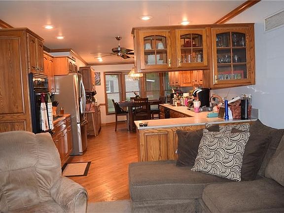5th image of 4284 Blue Jay Dr