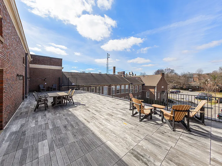 130 E Glenwood Ave #120 — Photo 12