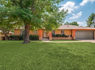 620 Woolsey Dr, Dallas, TX 75224