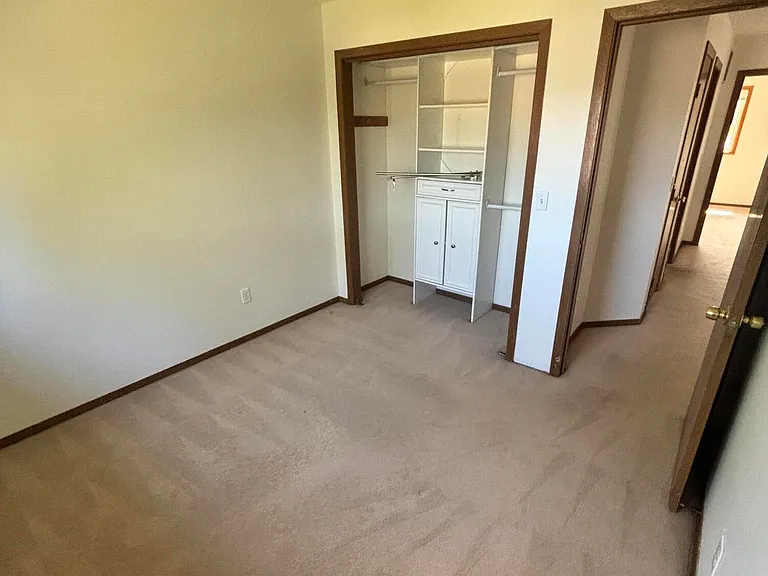 2733 W 69th Ave — Photo 28