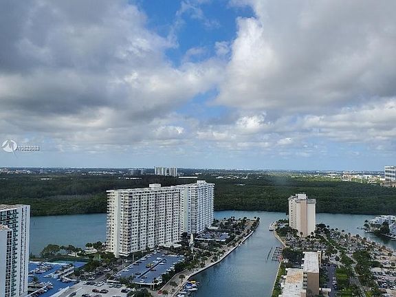 3rd image of 15901 Collins Ave APT 2606