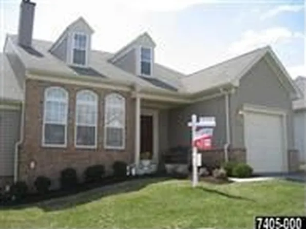 223 Fairmount Ct, Shrewsbury, PA 17361