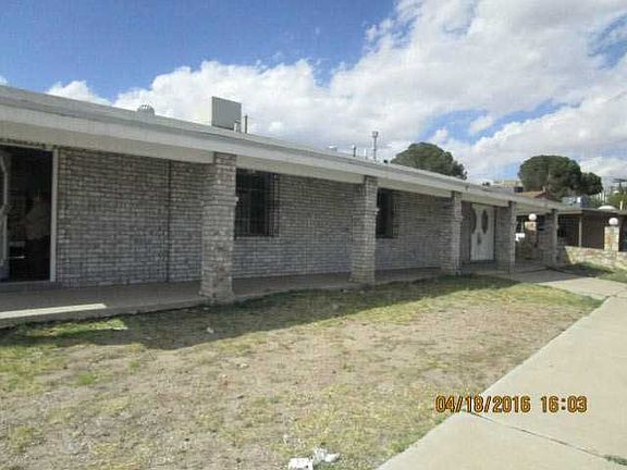 2nd image of 901 N Clark Dr