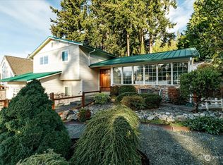 1415 Manor Way, Freeland, WA 98249