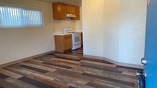 335 C St Photo 1