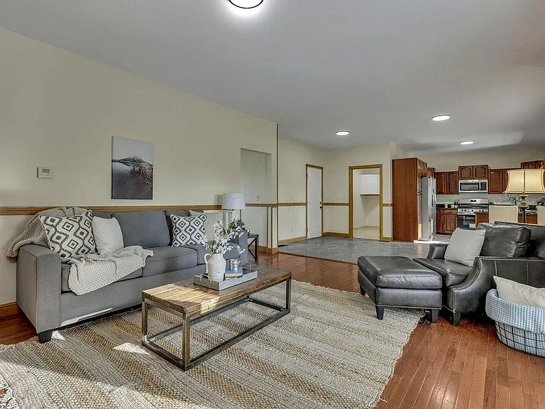 2453 Ryan Rd SE — Photo 6