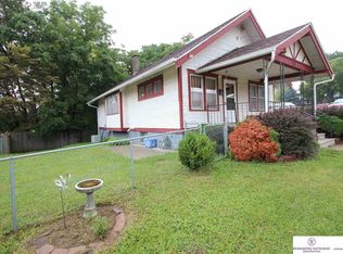 907 Castelar St, Omaha, NE 68108
