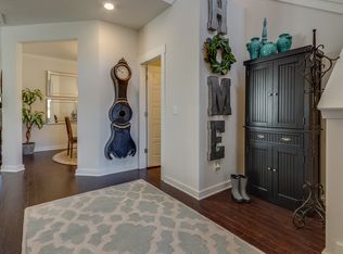 1324 Gentry Dr, Clarksville, TN